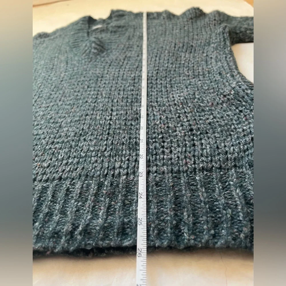 C.T. Plage Wool Blend Marled Knit V-neck Sweater Teal Size 40 US 6 Quiet Luxury